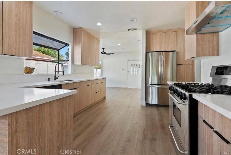 Northridge, CA 91325,18134 Chase ST