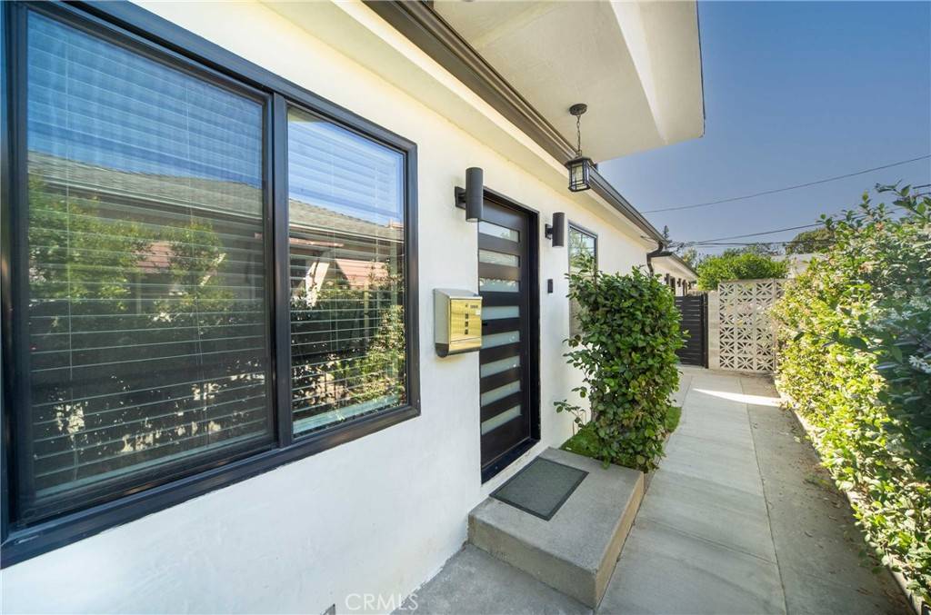 Burbank, CA 91506,1123 W Angeleno AVE