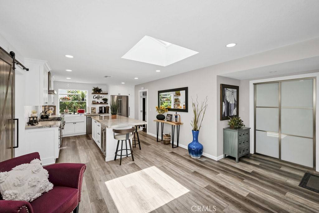 Seal Beach, CA 90740,1005 Driftwood AVE