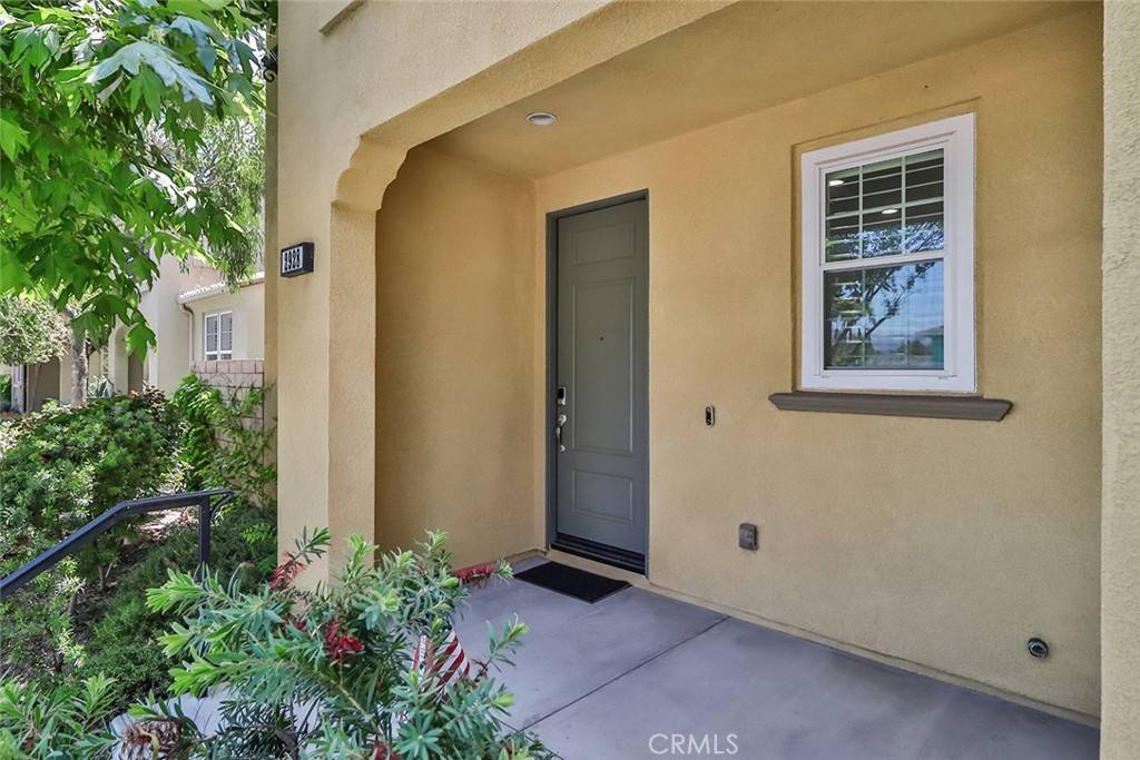 Simi Valley, CA 93065,2928 Royal AVE