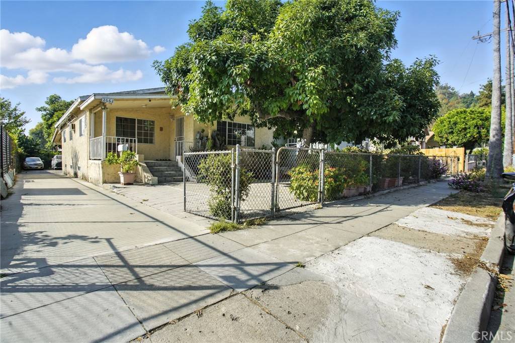 Los Angeles, CA 90039,2662 Rich ST