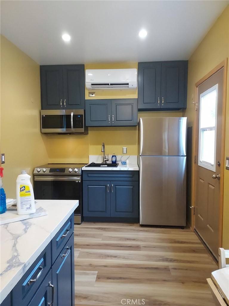 Sun Valley, CA 91352,7357 Cleon AVE