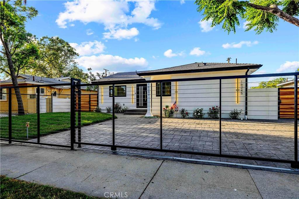 Granada Hills, CA 91344,16245 Chatsworth ST