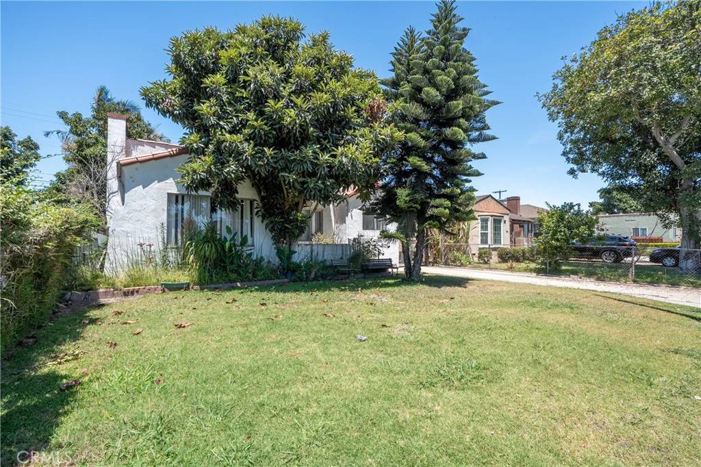 Walnut Park, CA 90255,2439 California ST