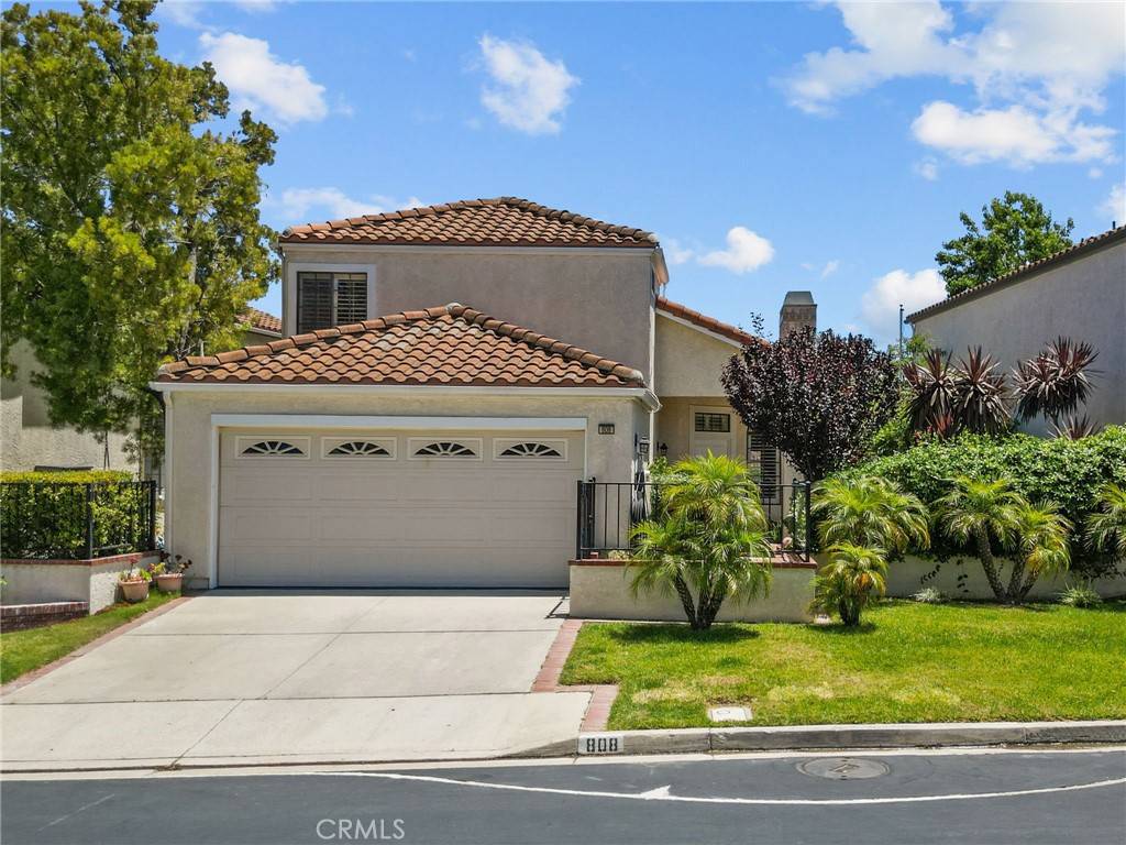 Simi Valley, CA 93065,808 Links View DR
