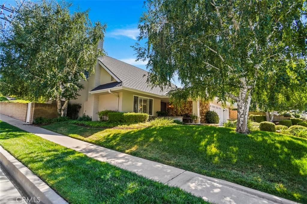Newhall, CA 91321,23502 Highland Glen DR