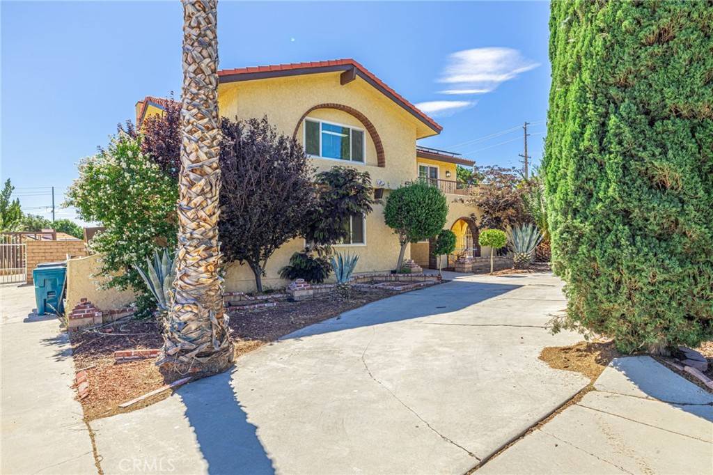 Lancaster, CA 93536,42016 Silver Puffs DR
