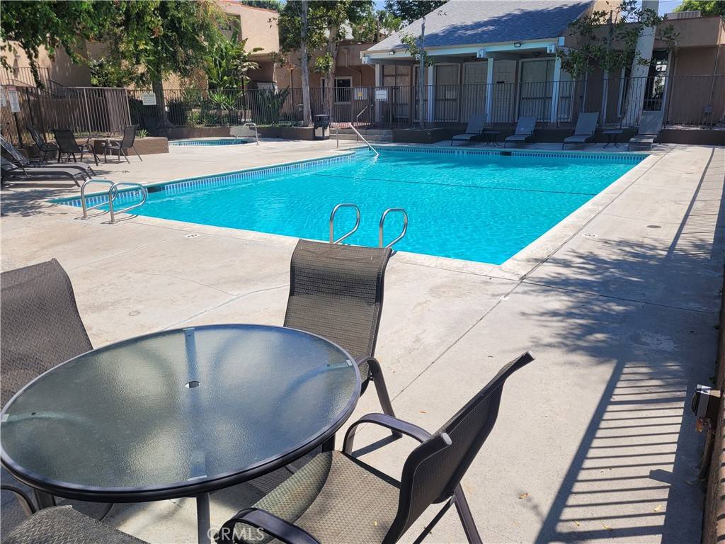 Porter Ranch, CA 91326,10331 Lindley AVE #221