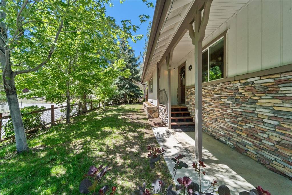 Big Bear Lake, CA 92315,310 Teakwood DR