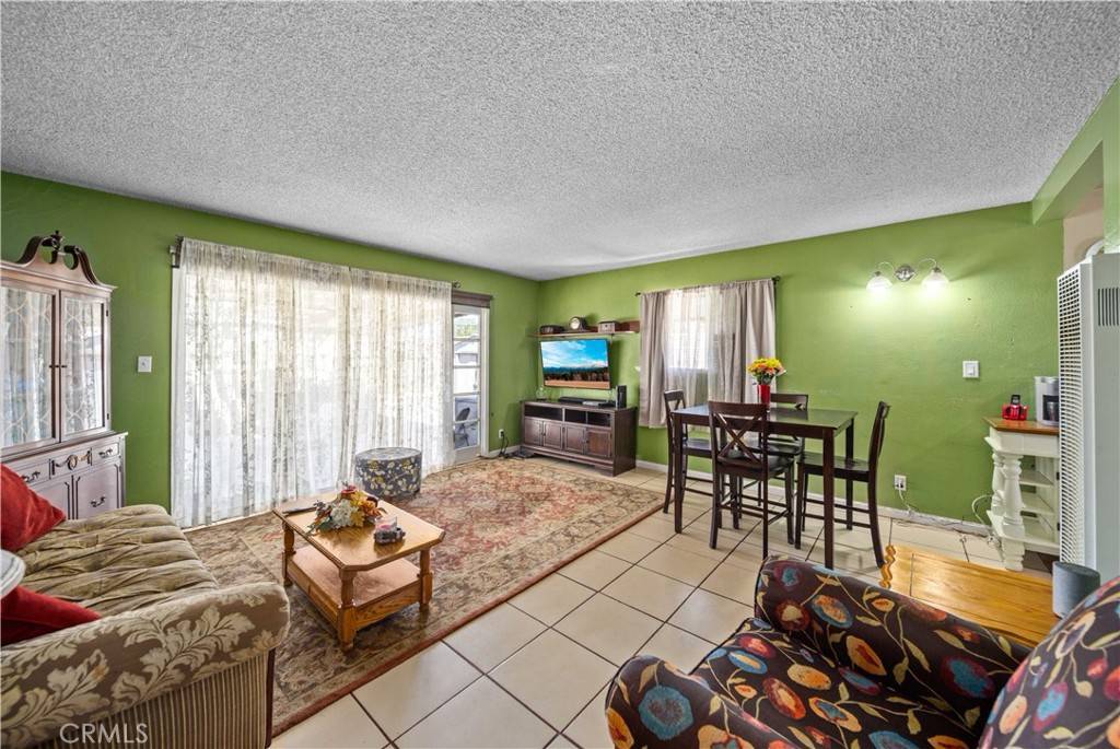 Palmdale, CA 93551,38853 Mesquite RD
