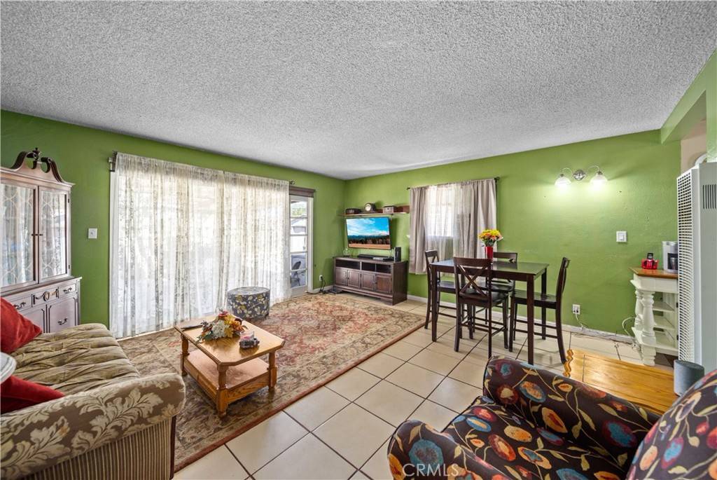 Palmdale, CA 93551,38853 Mesquite RD