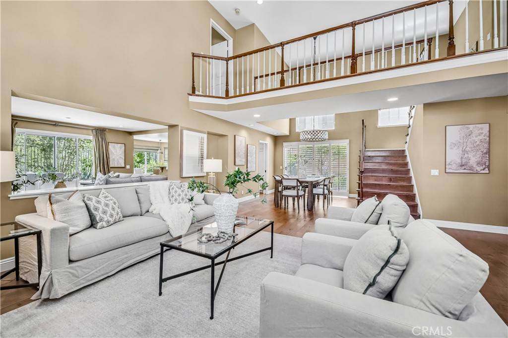 Calabasas, CA 91302,24676 Vista Cerritos