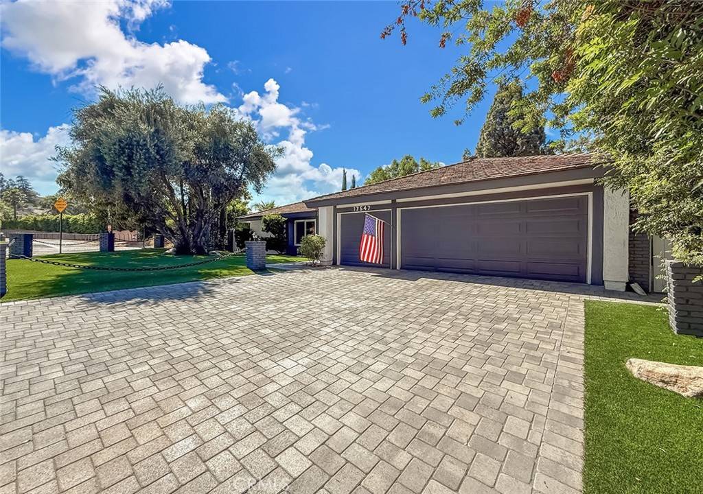 Granada Hills, CA 91344,17547 Rushing DR