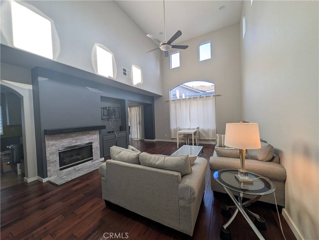 Westlake Village, CA 91362,30802 Bayonne CT