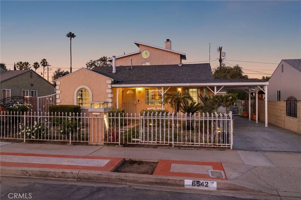 North Hollywood, CA 91606,6542 Babcock AVE