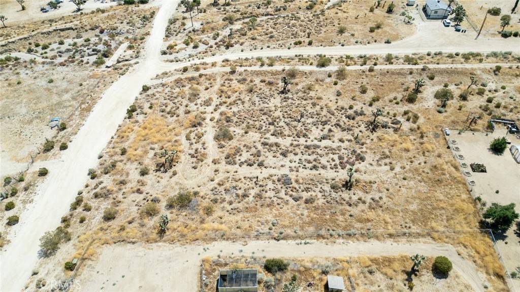 Pinon Hills, CA 92372,0 De La Rosa RD