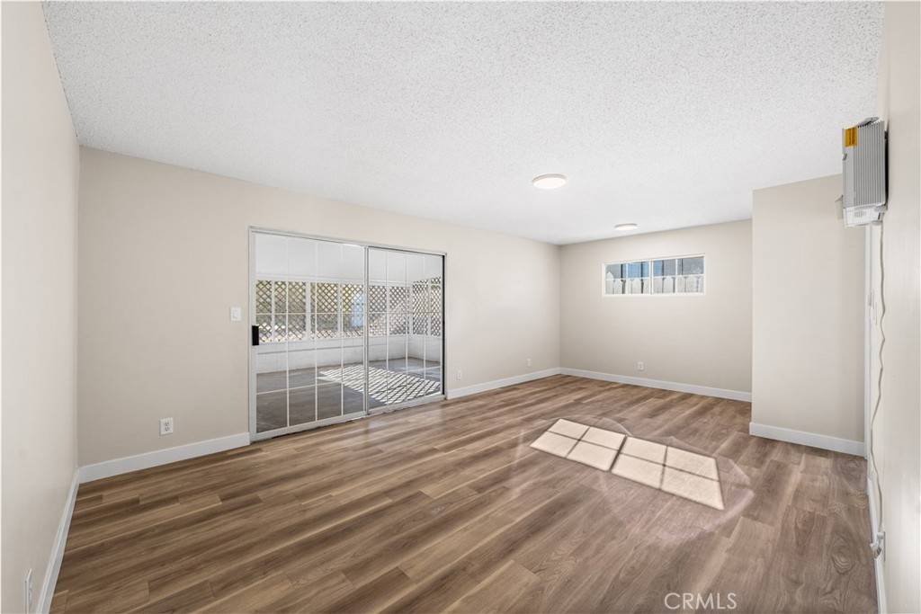 Palmdale, CA 93550,1250 E Avenue R3