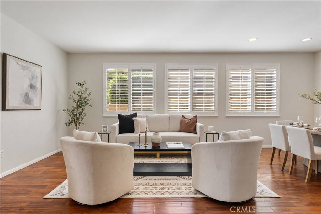 Saugus, CA 91390,22229 Evening Star CT