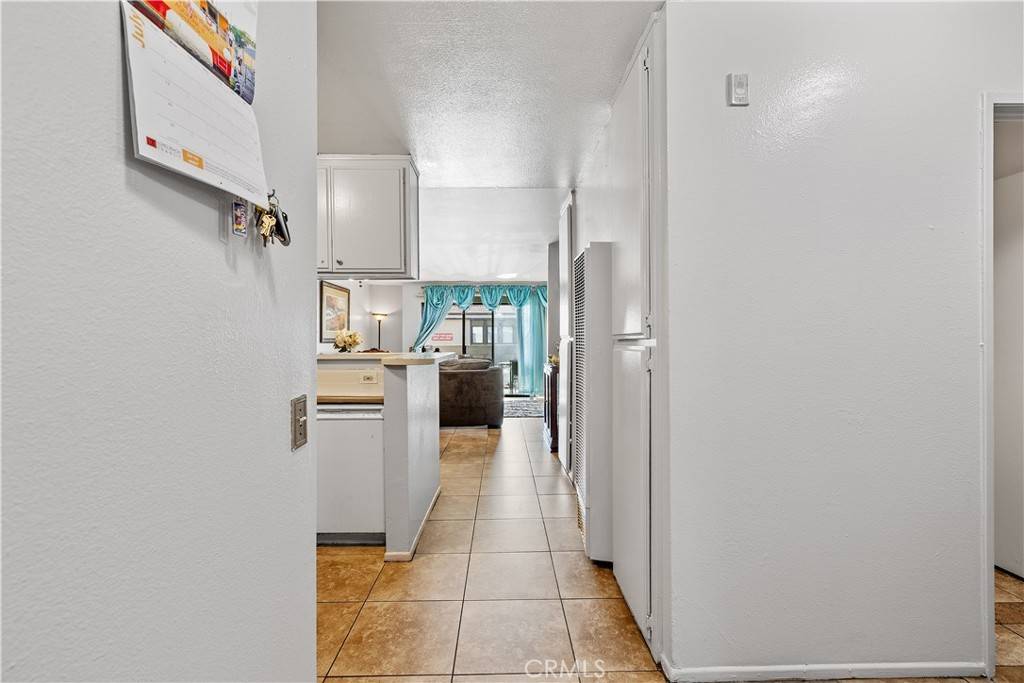Long Beach, CA 90804,1360 Redondo Ave #103