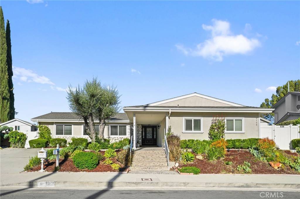 Woodland Hills, CA 91367,6170 Pat AVE