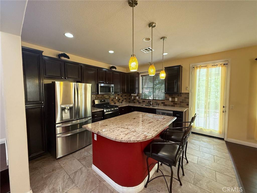 Valencia, CA 91354,24112 Joshua DR