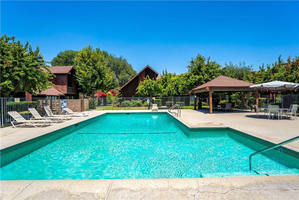 Winnetka, CA 91306,20110 Cohasset ST #22