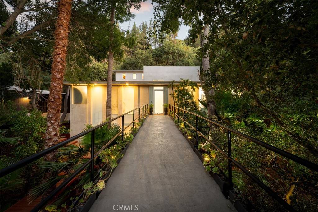 Studio City, CA 91604,3191 Laurel Canyon BLVD
