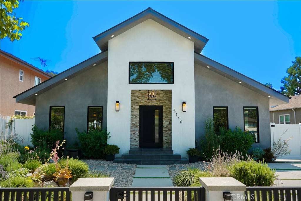Sherman Oaks, CA 91423,5110 Greenbush AVE