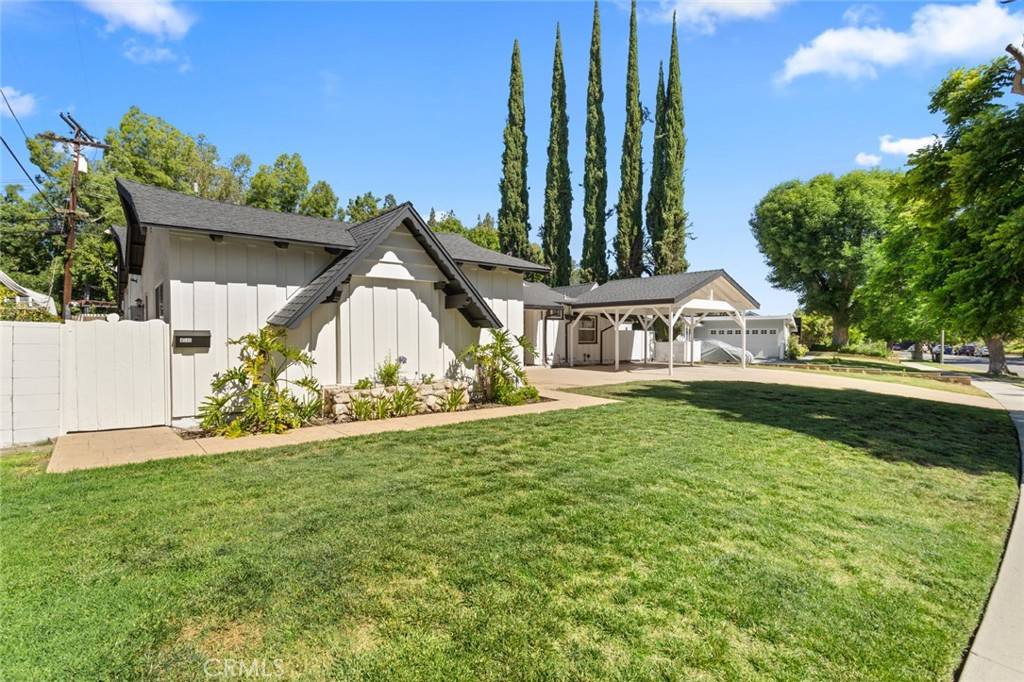 Woodland Hills, CA 91364,4551 Larkwood AVE