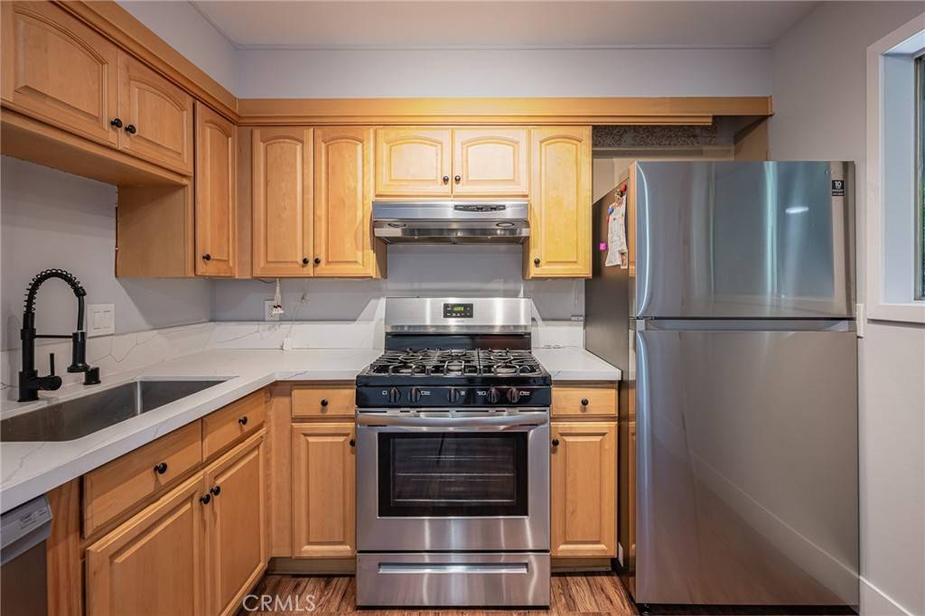 San Diego, CA 92117,4875 Cole ST #51