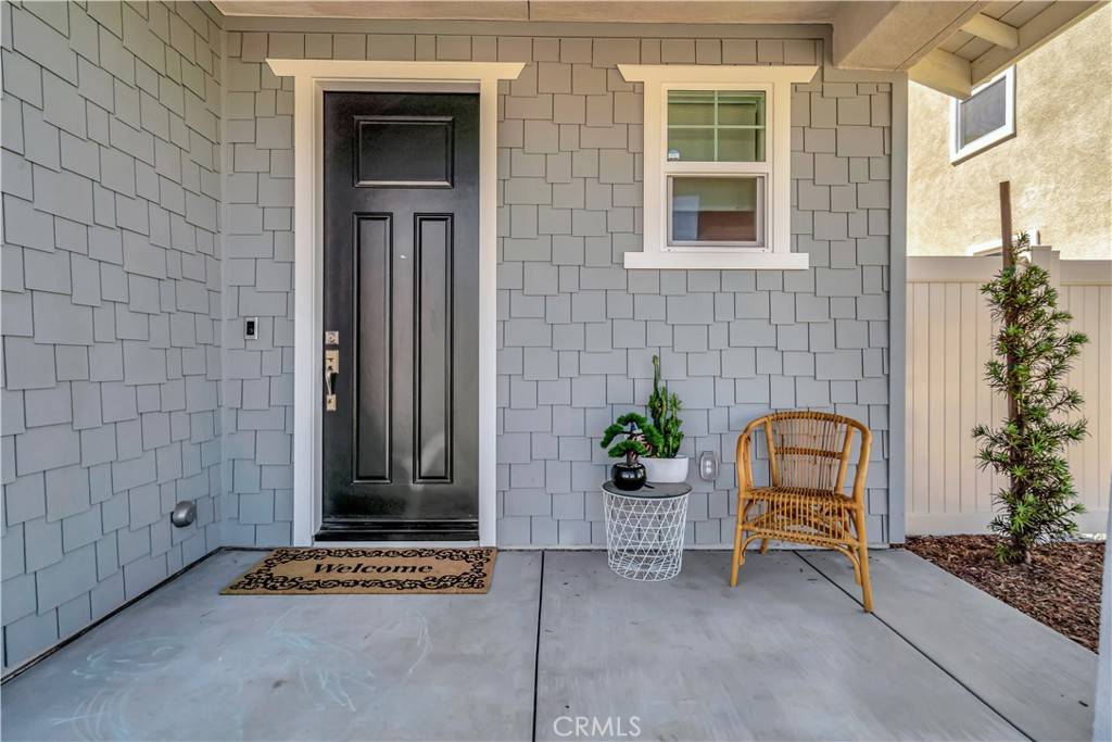 Ventura, CA 93004,10887 Carlos ST