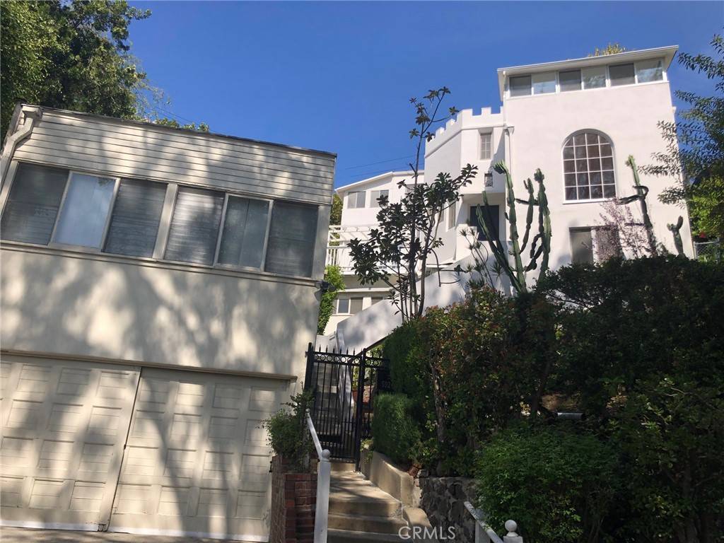 Los Angeles, CA 90068,5924 Graciosa DR