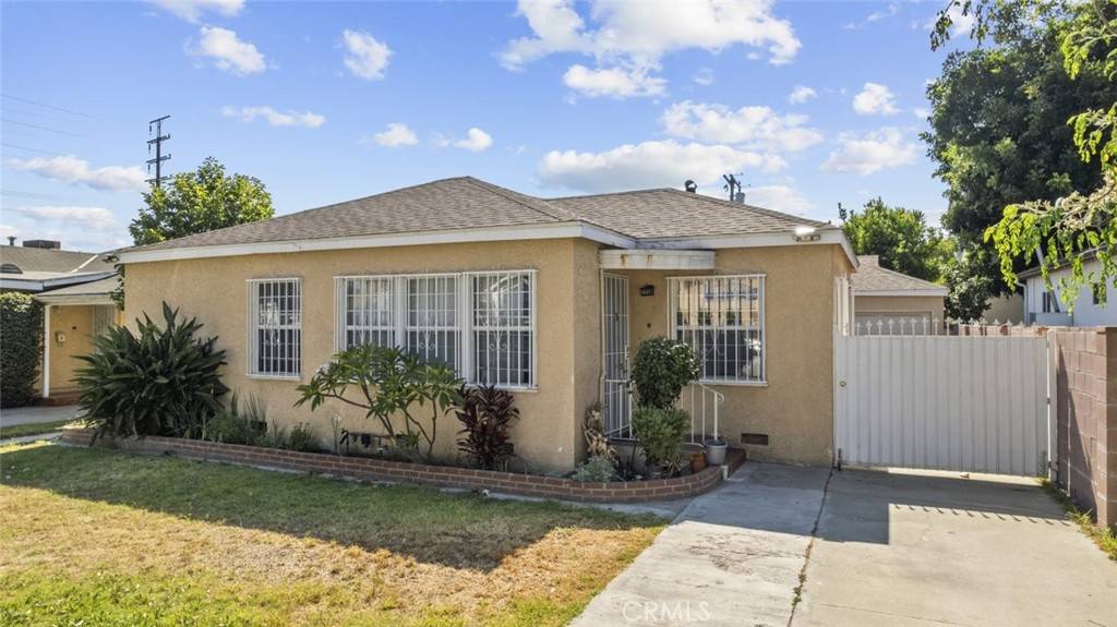 South Gate, CA 90280,9625 Alexander AVE