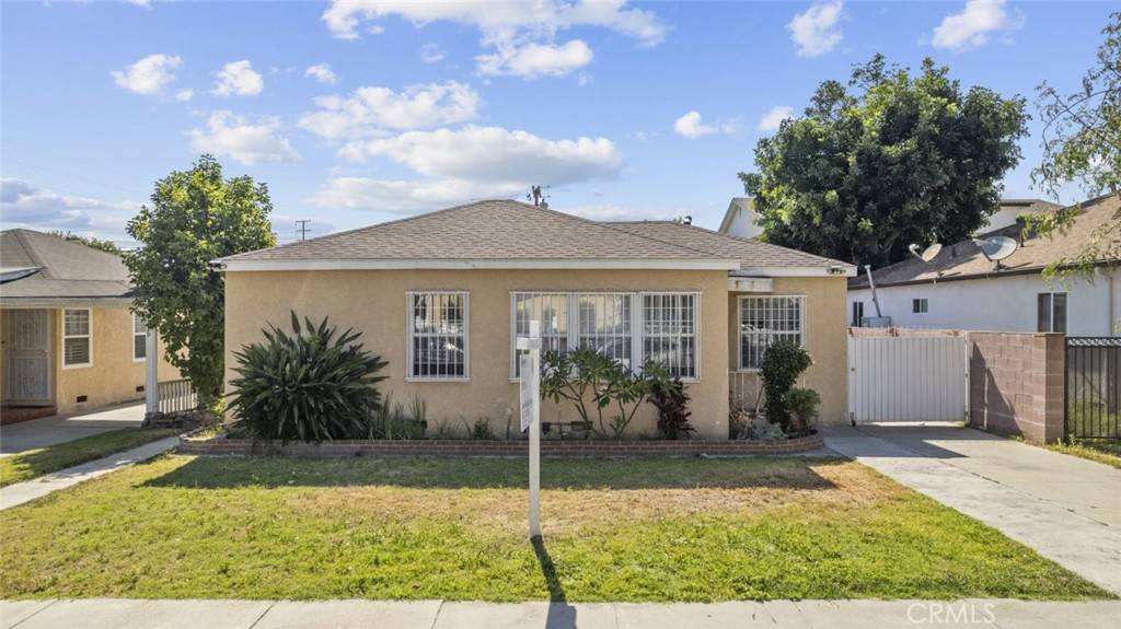 South Gate, CA 90280,9625 Alexander AVE