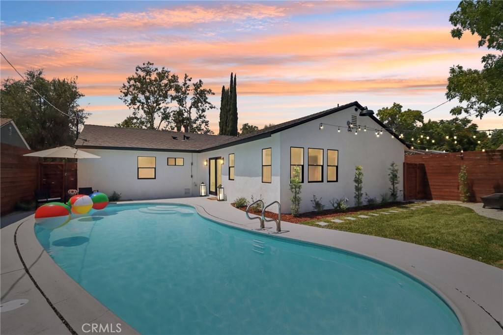 Tarzana, CA 91356,18257 Palora ST