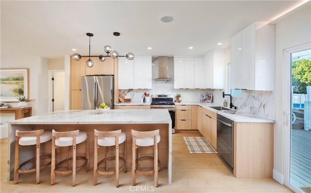 Encino, CA 91316,5864 Jamieson AVE