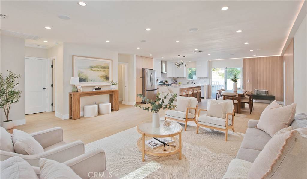 Encino, CA 91316,5864 Jamieson AVE