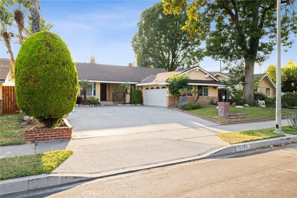 Northridge, CA 91324,8419 Yolanda AVE