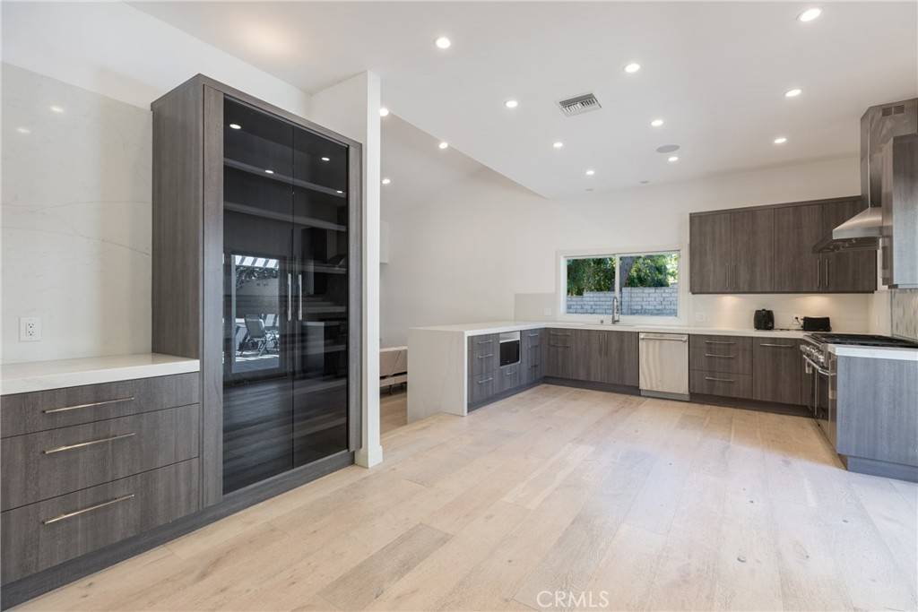 Hidden Hills, CA 91302,23760 Oakfield RD