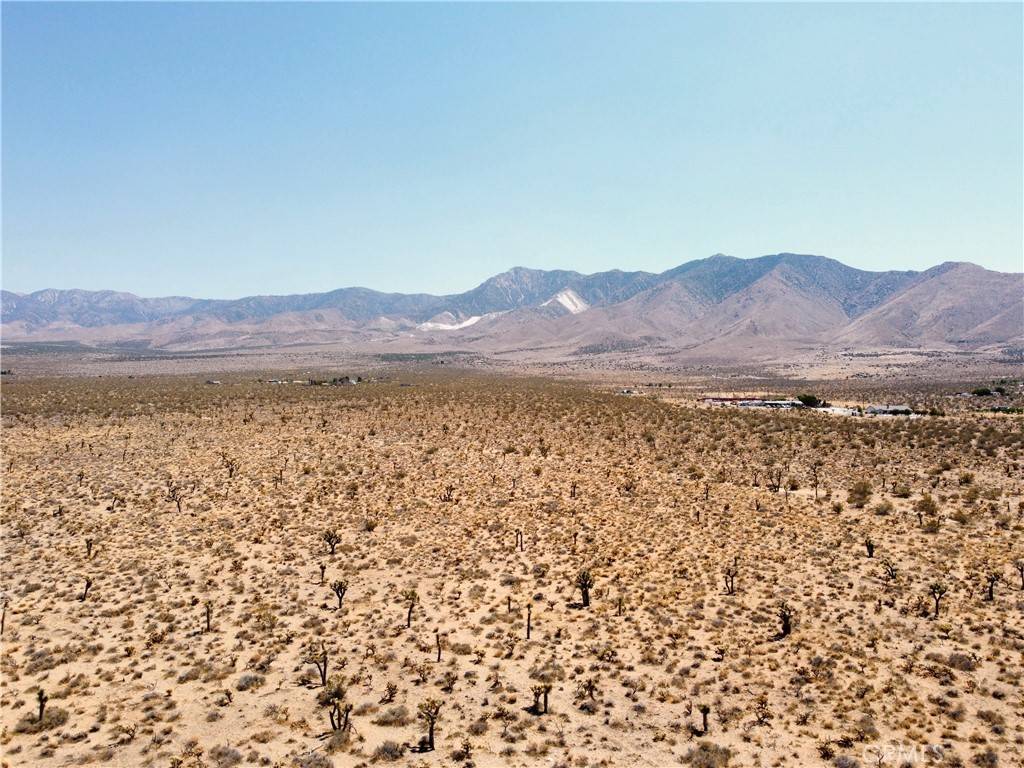 Lucerne Valley, CA 92356,4510933 Ivanhoe Rd