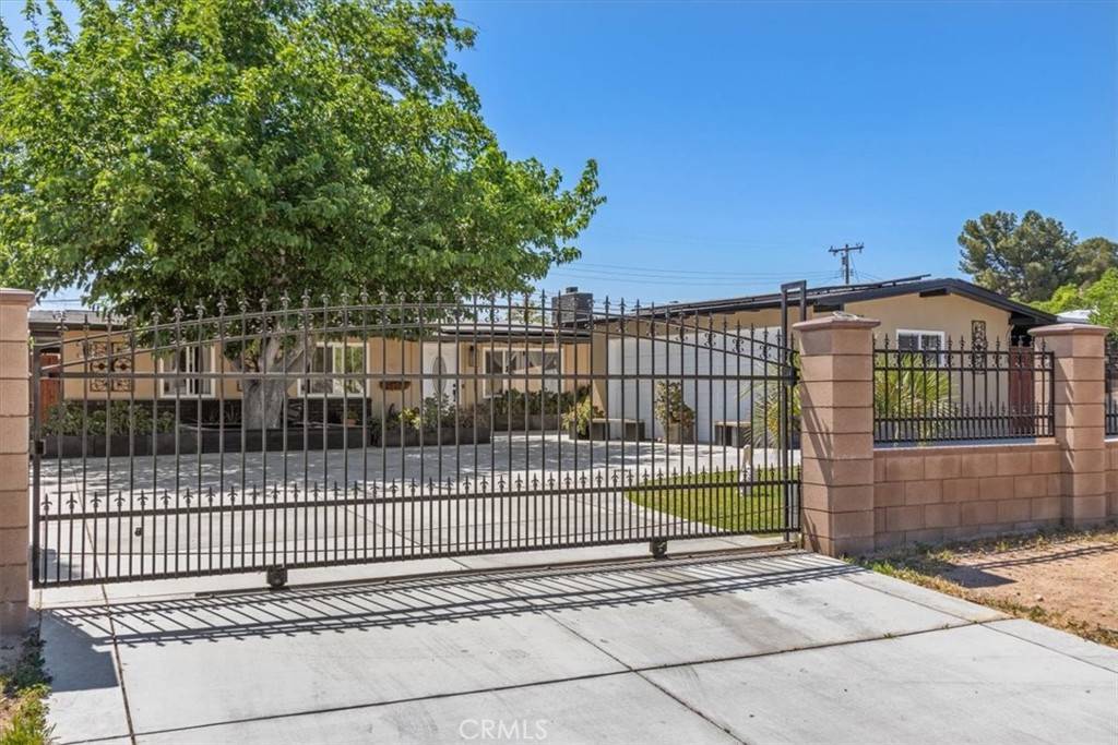 Palmdale, CA 93551,38868 Yucca Tree ST