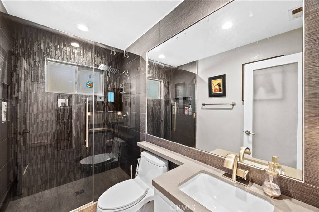 Newbury Park, CA 91320,613 Avenida De La Plata