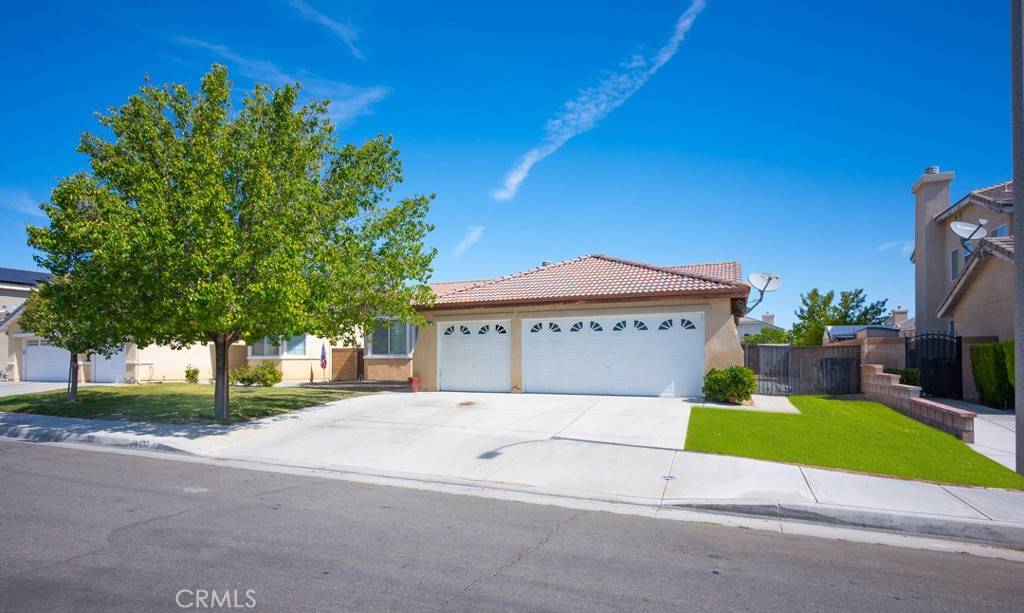 Lancaster, CA 93536,4557 W Avenue J5