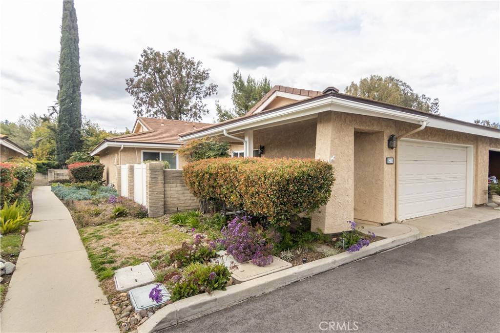 Westlake Village, CA 91361,2228 Crespi LN
