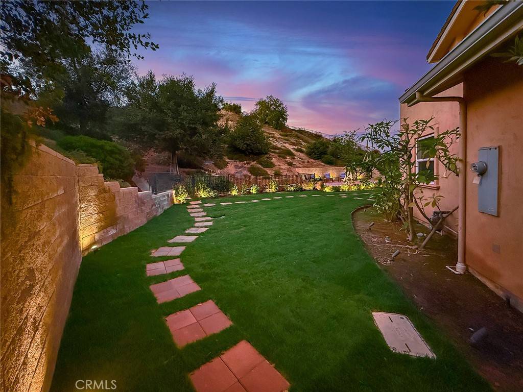 Newbury Park, CA 91320,2775 Edgeview CT