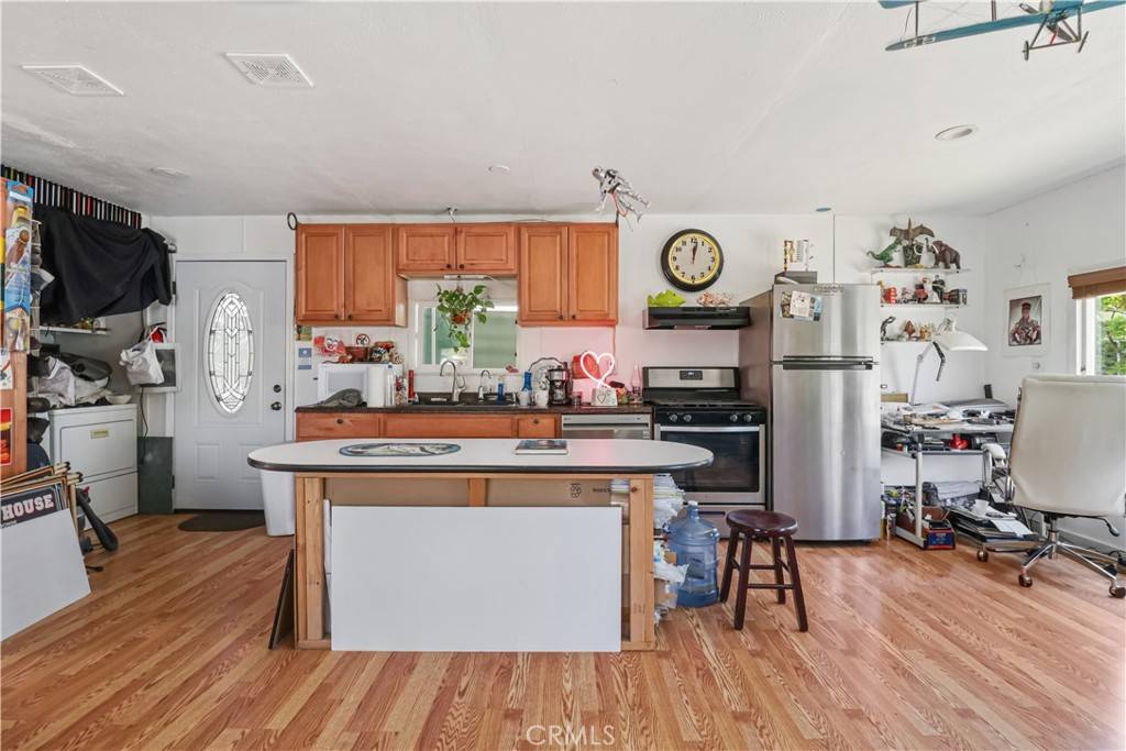 Woodland Hills, CA 91364,4201 Topanga Canyon BLVD #189