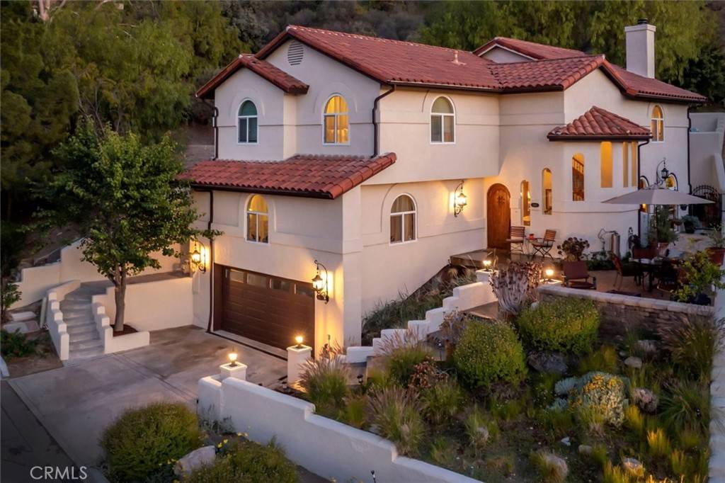 Newhall, CA 91321,24917 Bella Vista DR