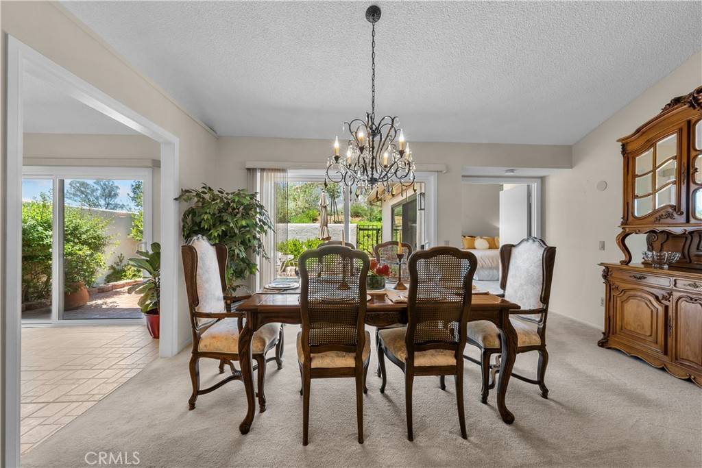 Thousand Oaks, CA 91320,621 Westchester LN