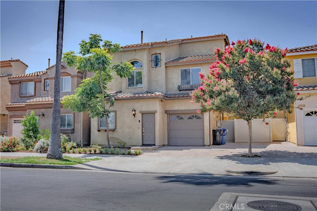Van Nuys, CA 91405,14554 Kittridge ST