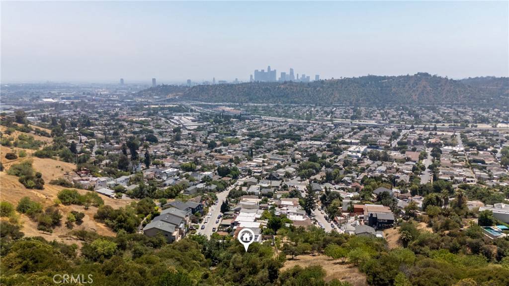 Los Angeles, CA 90065,3657 Altamont ST